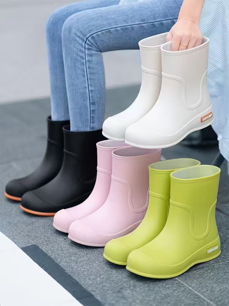 1026短筒 1026 Short Shaft Women Rain Boots - Image 1